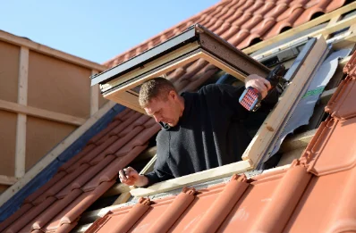 Pose de fenêtres de toit Velux à Cerny